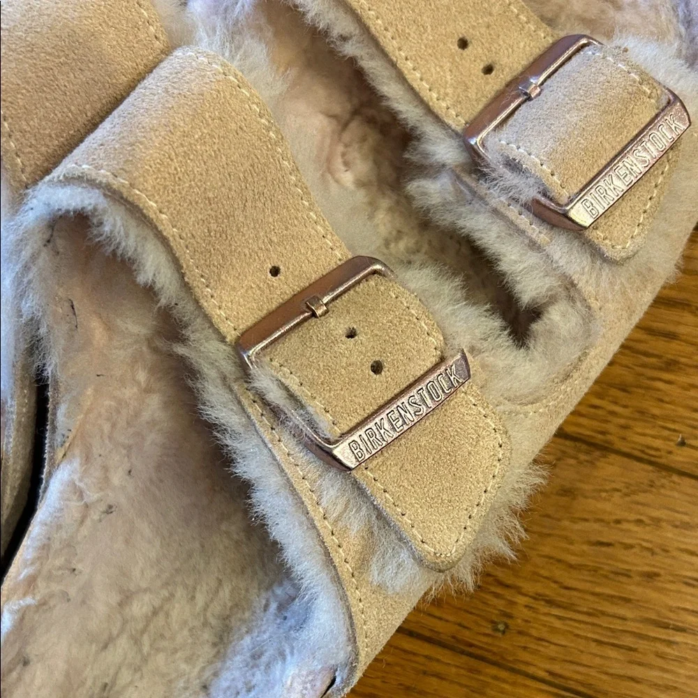 Birkenstock Womens Arizona Shearling Suede Sandals Light Rose EU40 US 9.5 Buckle - Picture 6 of 9